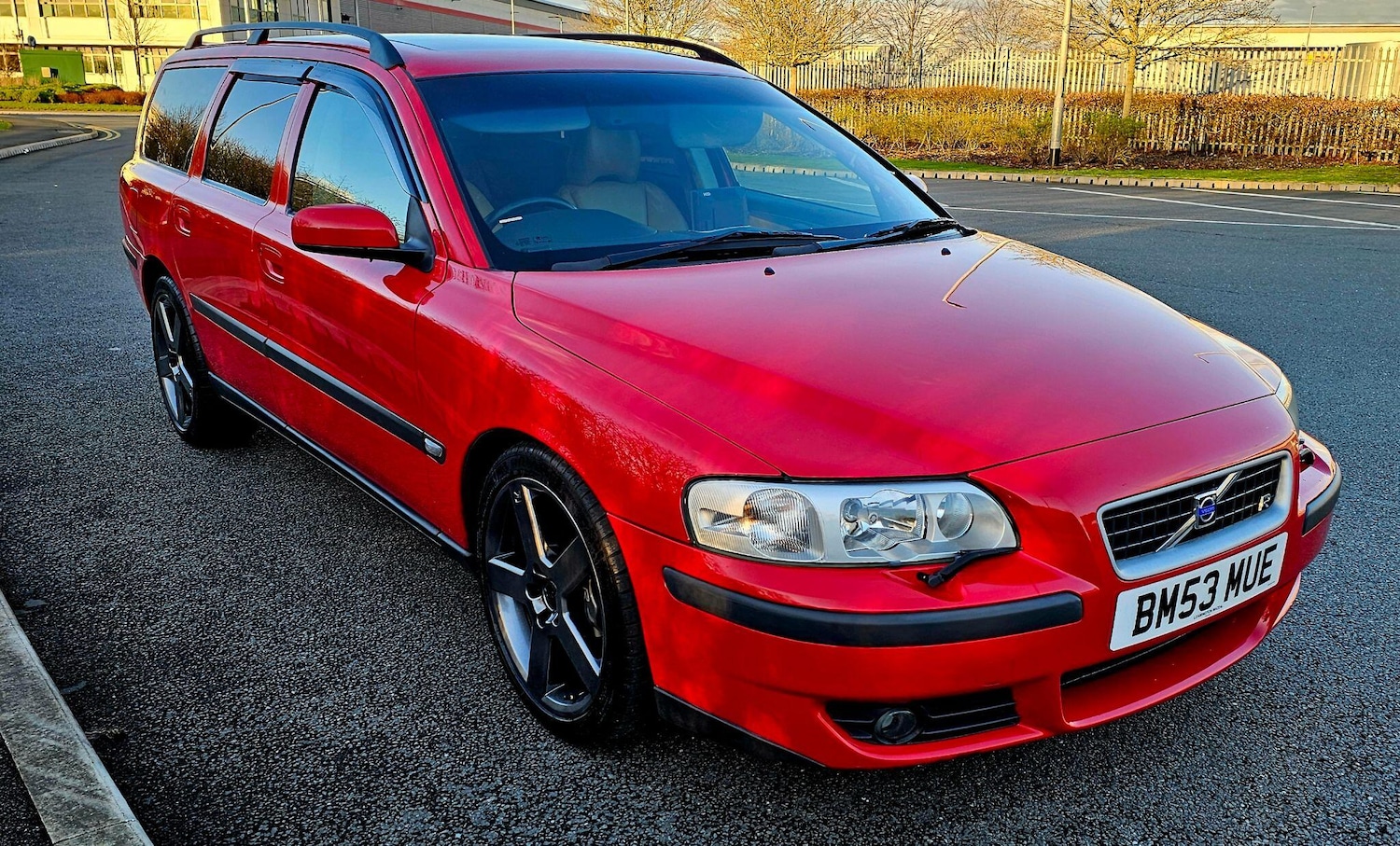 Used Volvo V70 for sale - 77704681: Photo 3