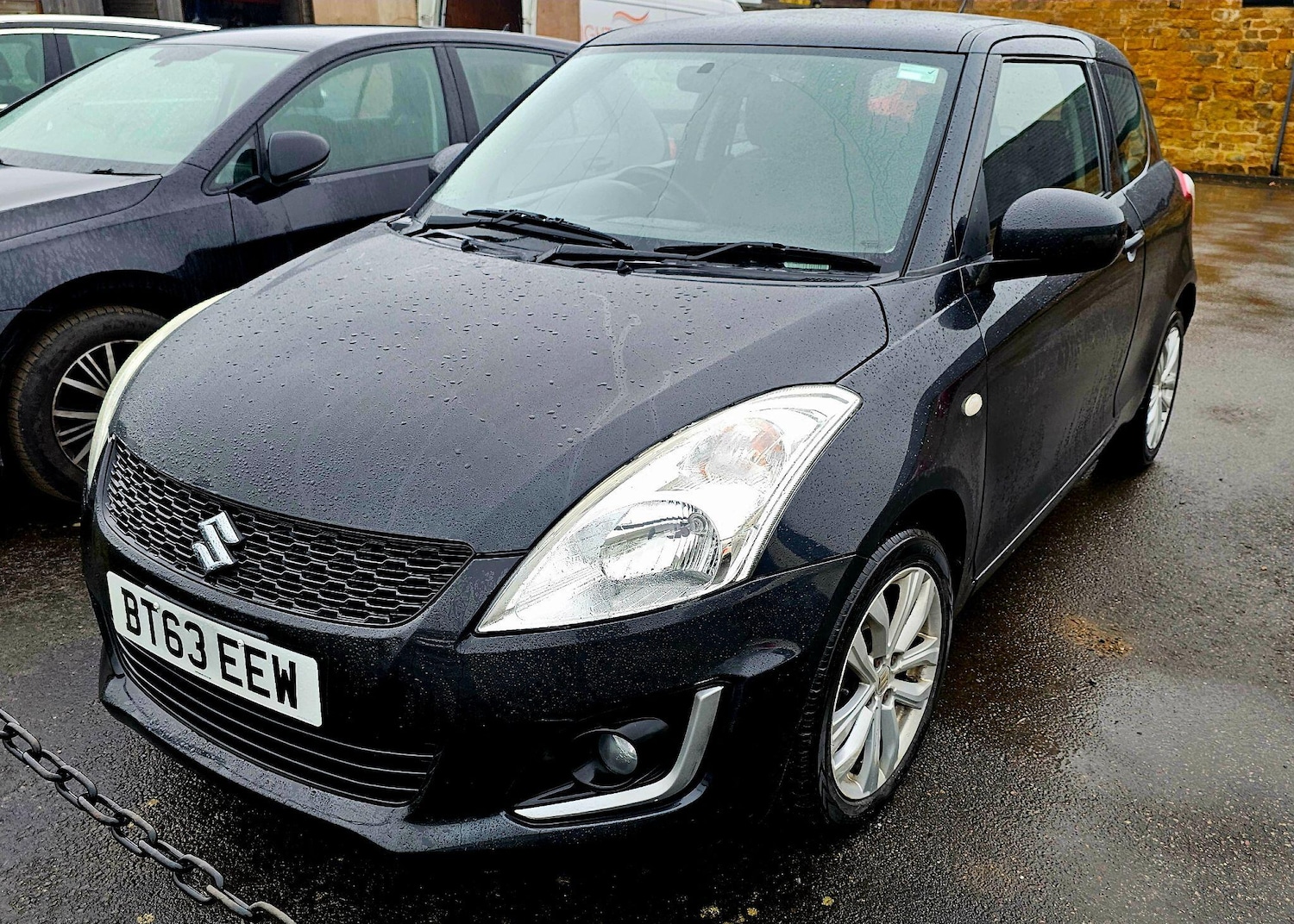 Used Suzuki Swift for sale - 77969769: Photo 1