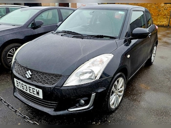 Used Suzuki Swift 2013 for sale - 77969769: Photo