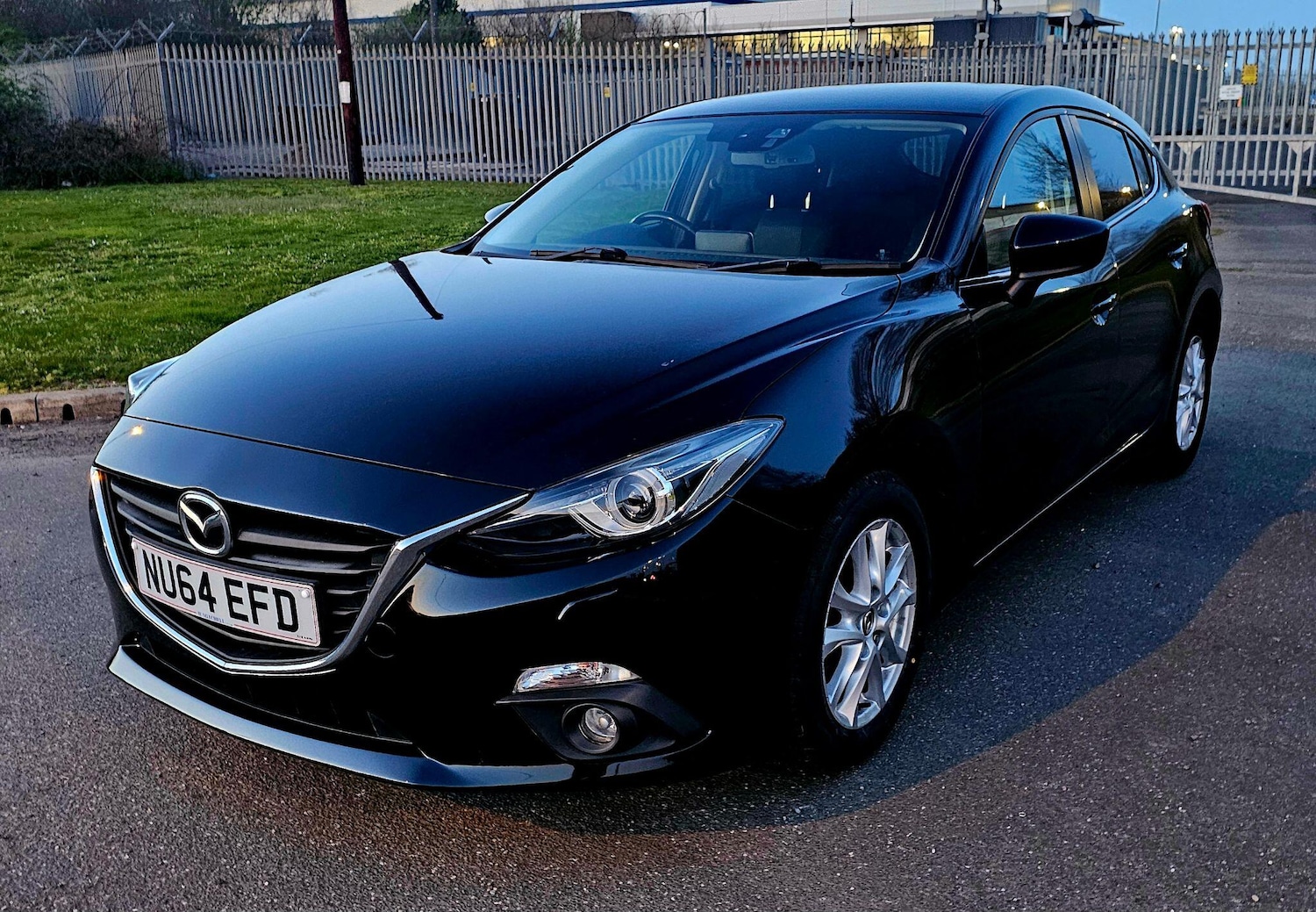Used Mazda Mazda3 2014 for sale - 77982529: Photo 5