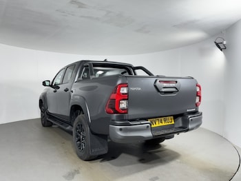 Used Toyota Hilux 2025 for sale - 78523706: Photo