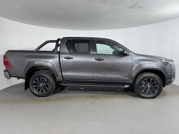 Used Toyota Hilux 2025 for sale - 78523706: Photo