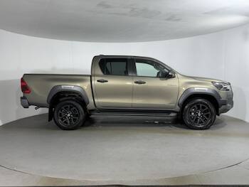 Used Toyota Hilux 2026 for sale - 79865047: Photo