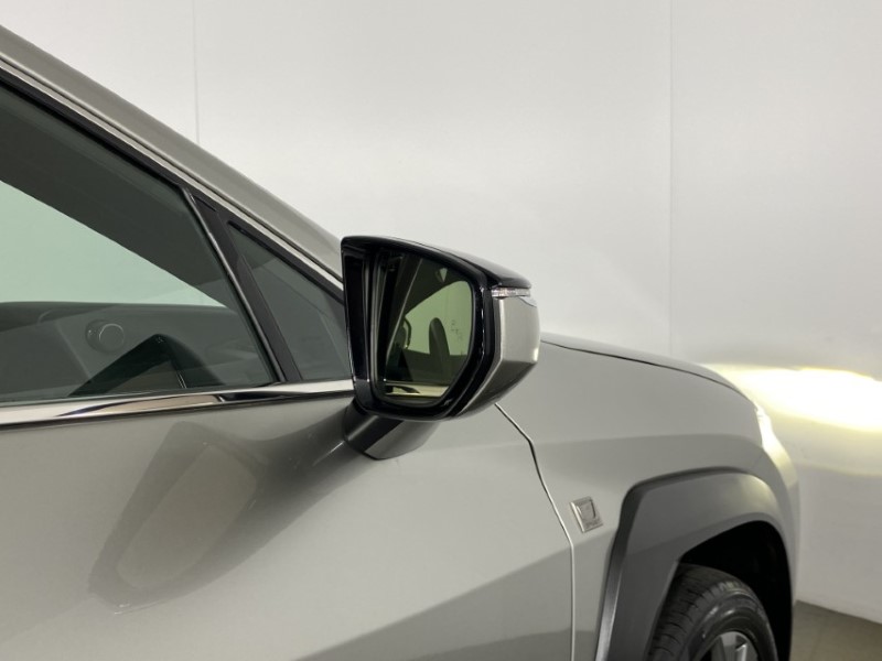 Used Lexus UX 2023 for sale - 76981226: Photo 40