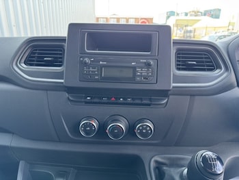 Used Renault Master 2022 for sale - 79205300: Photo