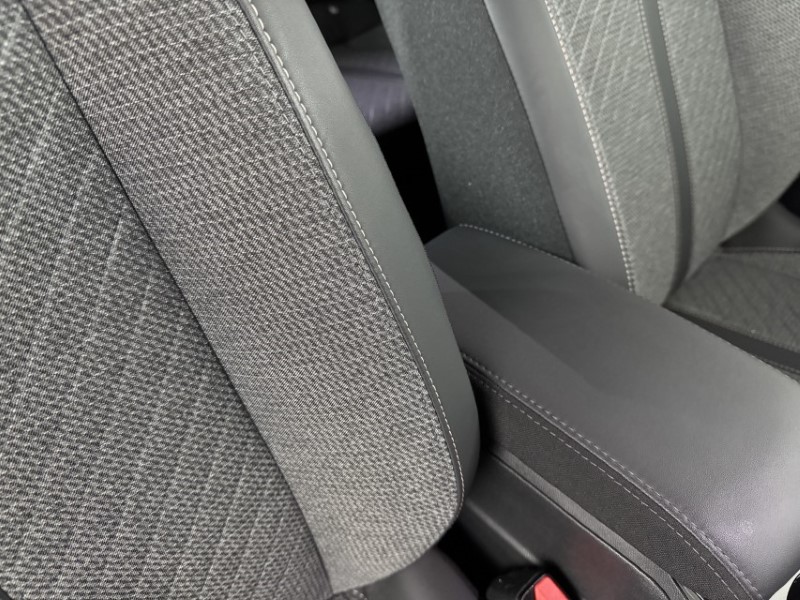 Used Peugeot 2008 2024 for sale - 77127657: Photo 30