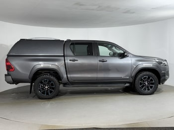 Used Toyota Hilux 2024 for sale - 78767549: Photo