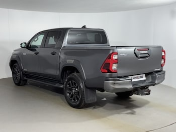 Used Toyota Hilux 2023 for sale - 78825990: Photo