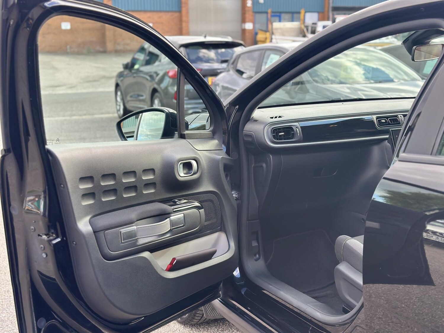 Vehicle 29