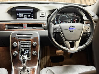 Used Volvo V70 2015 for sale - 78941716: Photo