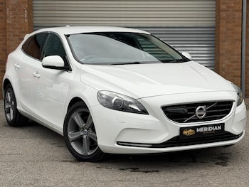 Used Volvo V40 2014 for sale - 78941706: Photo