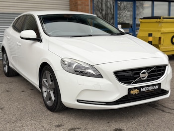 Used Volvo V40 2014 for sale - 78941706: Photo