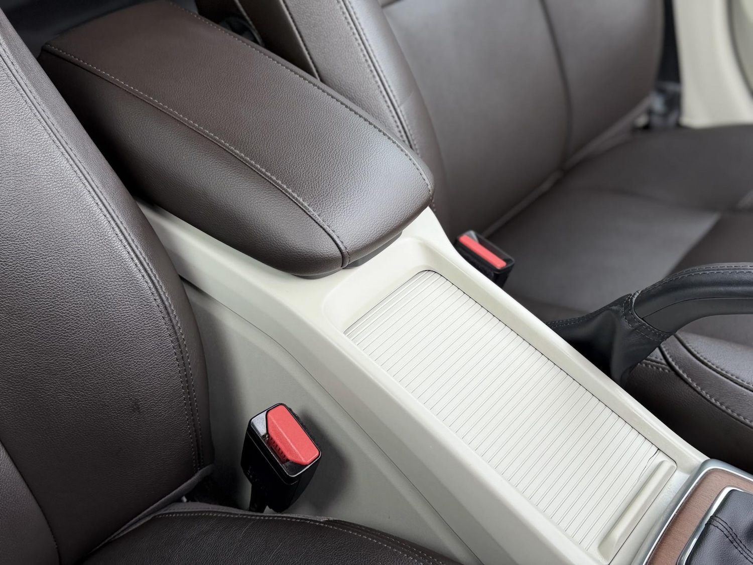 Used Volvo V40 2015 for sale - 77548658: Photo 28