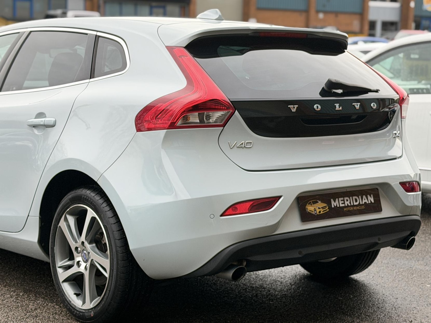 Used Volvo V40 2015 for sale - 77548658: Photo 9