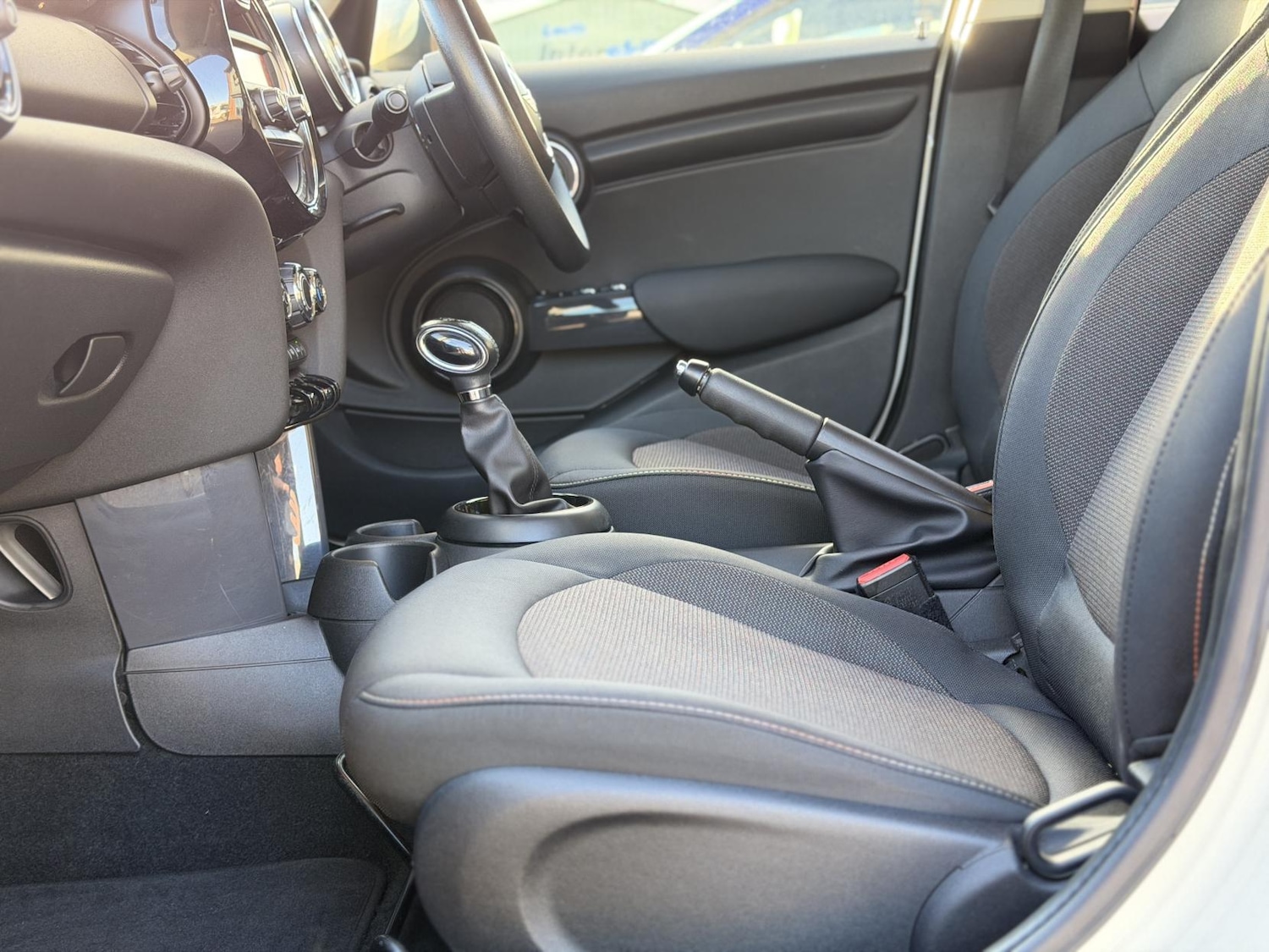 Used MINI Hatch 2015 for sale - 76387565: Photo 30