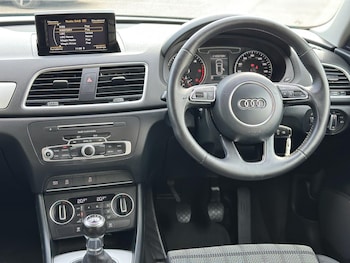 Used Audi Q3 2017 for sale - 76222956: Photo 3