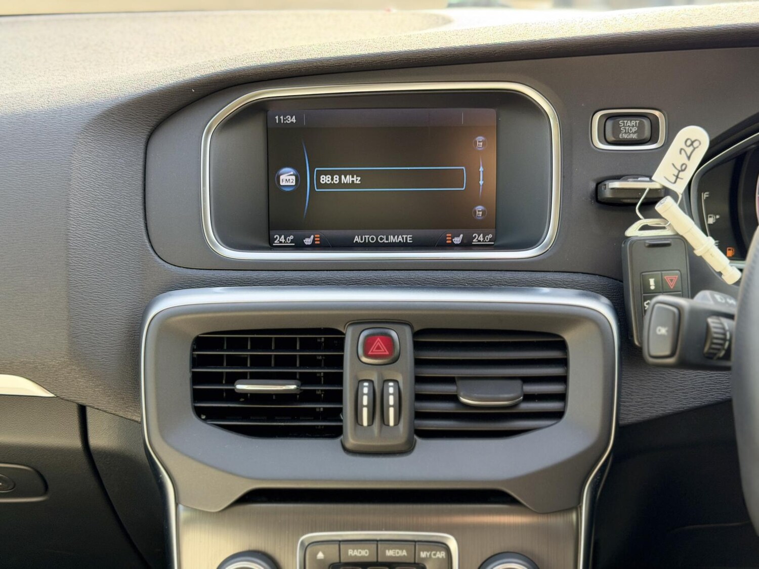 Used Volvo V40 2013 for sale - 77763000: Photo 25