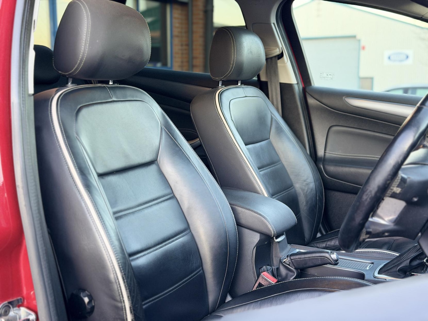 Used Ford Mondeo 2014 for sale - 76782119: Photo 17