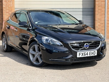 Used Volvo V40 2026 for sale - 78412532: Photo