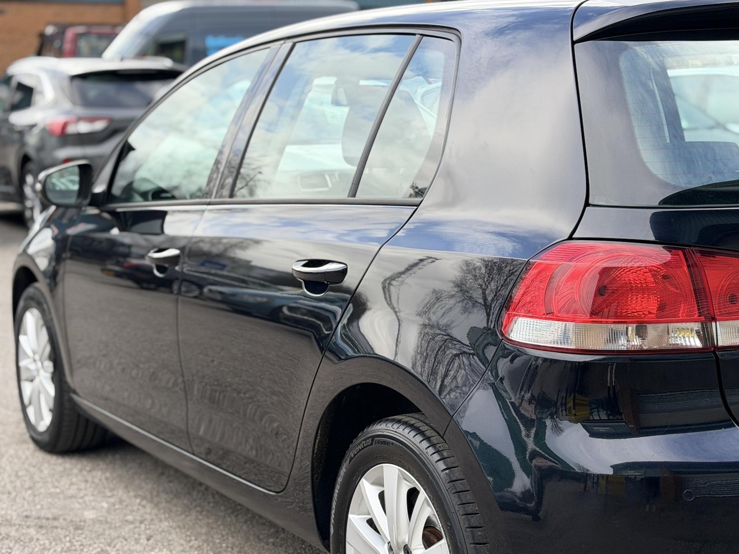 Used Volkswagen Golf 2011 for sale - 77644135: Photo 12