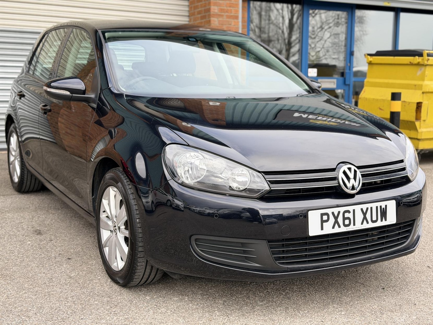Used Volkswagen Golf 2011 for sale - 77644135: Photo 4