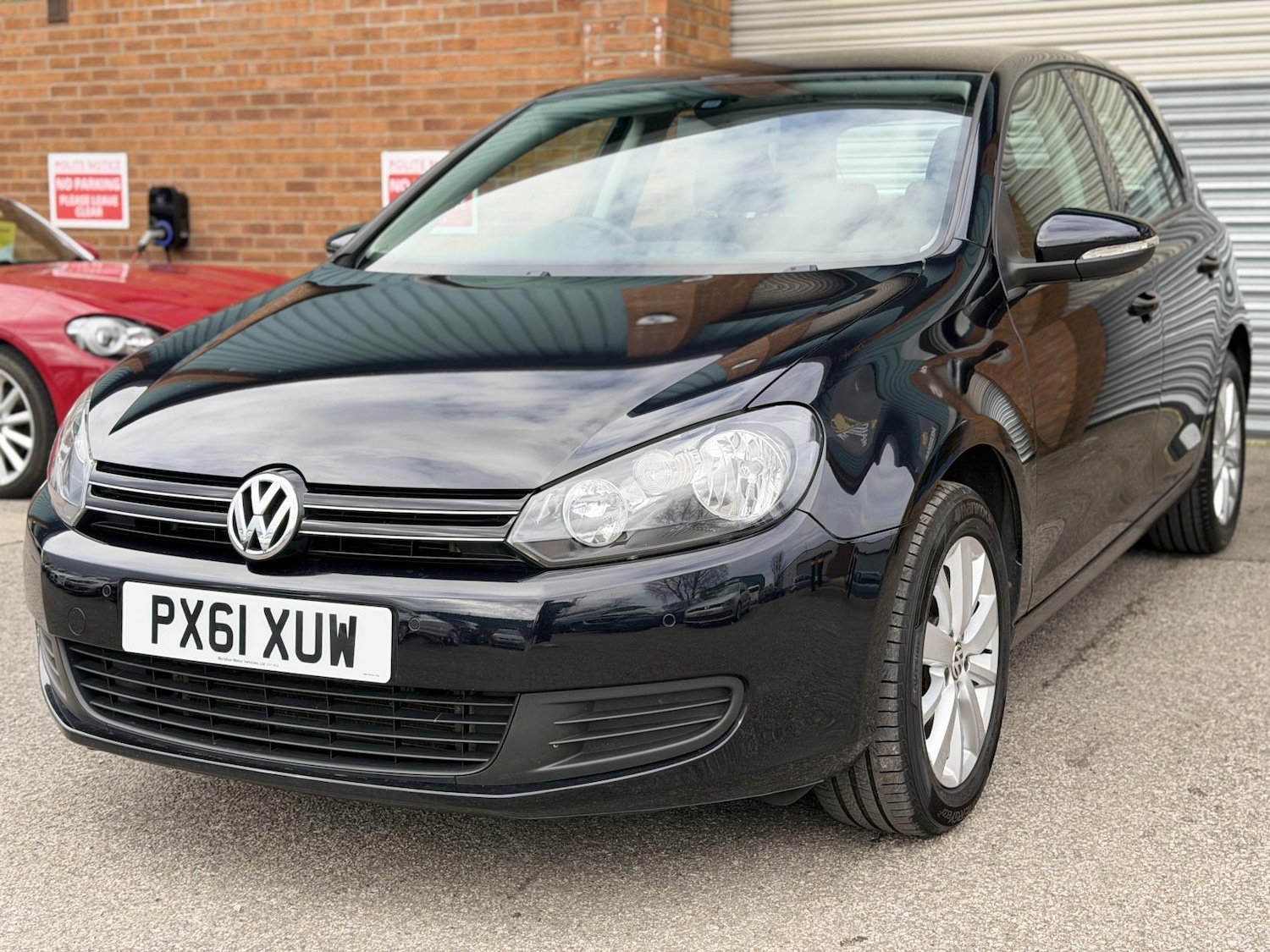 Used Volkswagen Golf 2011 for sale - 77644135: Photo 5