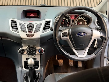 Used Ford Fiesta 2009 for sale - 78849663: Photo