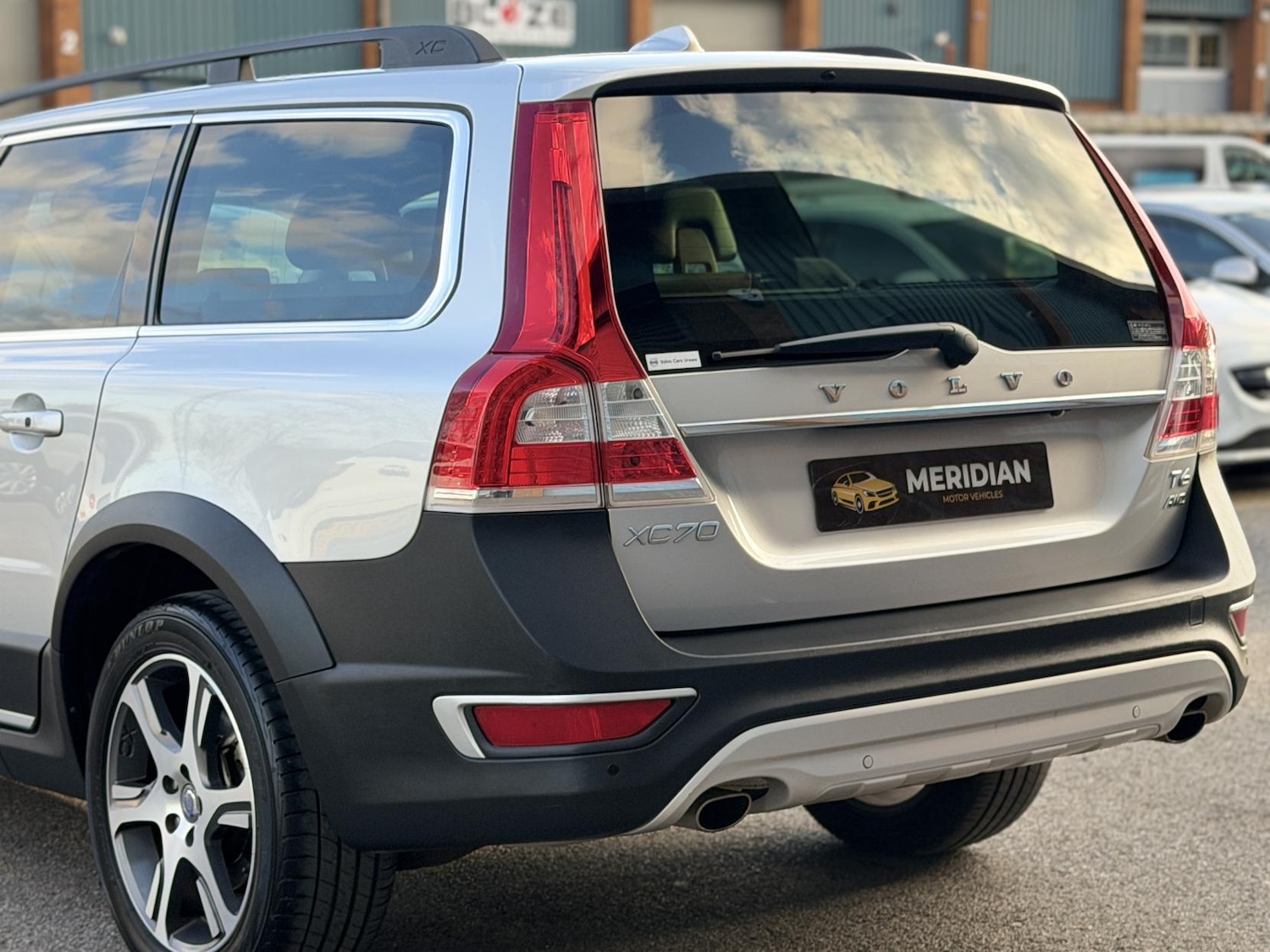 Used Volvo XC70 2014 for sale - 78152963: Photo 11
