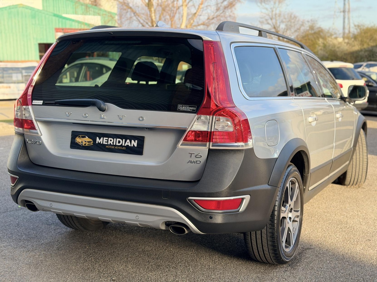 Used Volvo XC70 2014 for sale - 78152963: Photo 2