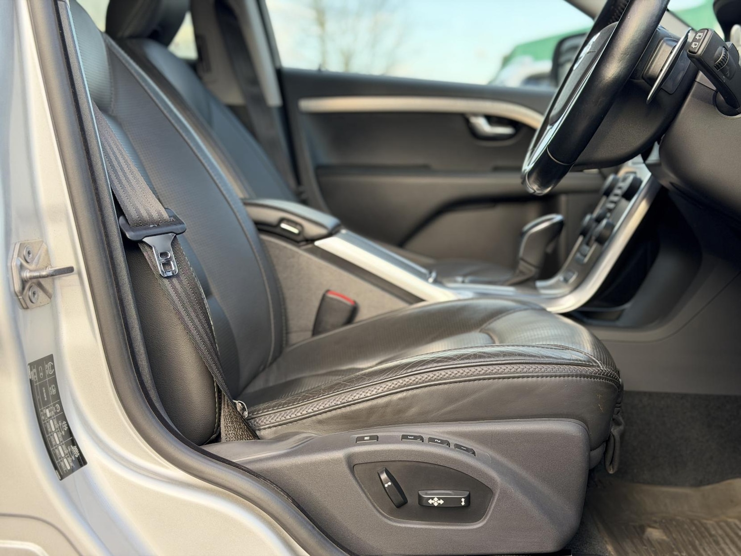 Used Volvo XC70 2014 for sale - 78152963: Photo 20