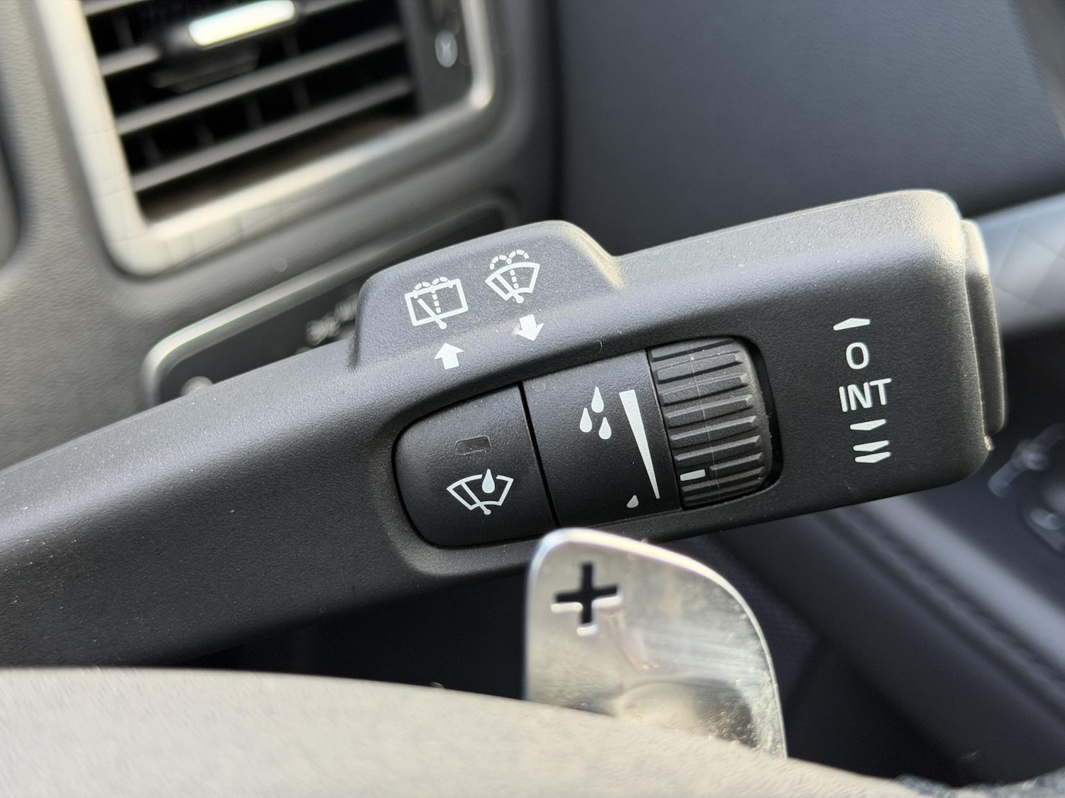 Used Volvo XC70 2014 for sale - 78152963: Photo 22