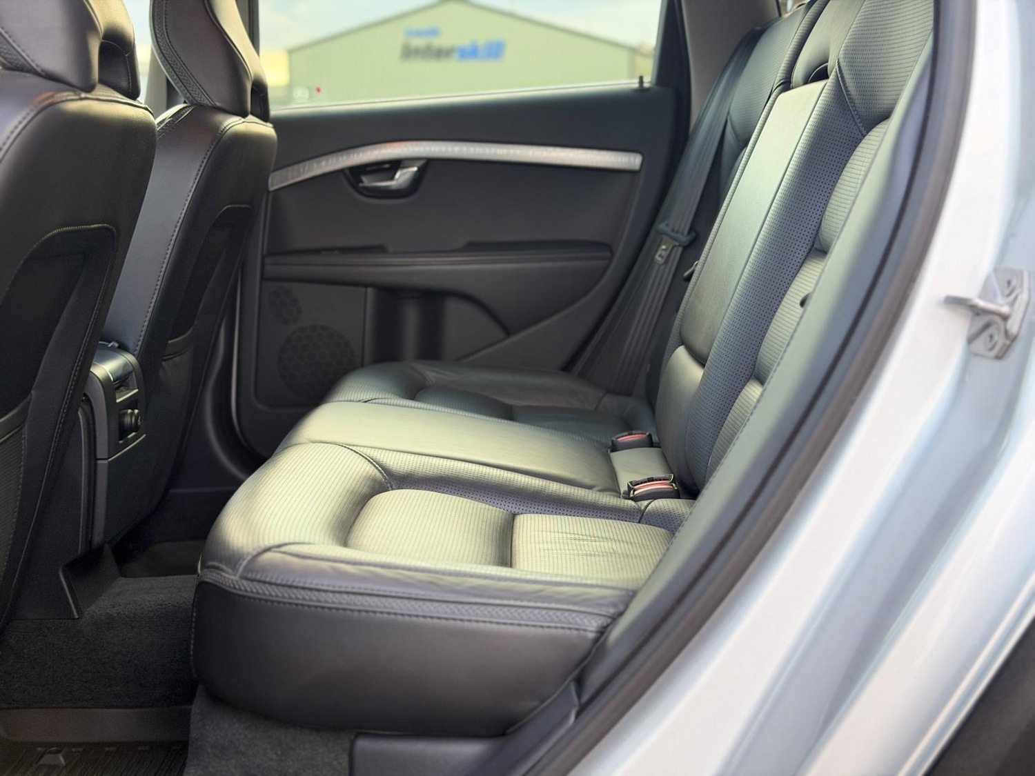 Used Volvo XC70 2014 for sale - 78152963: Photo 33