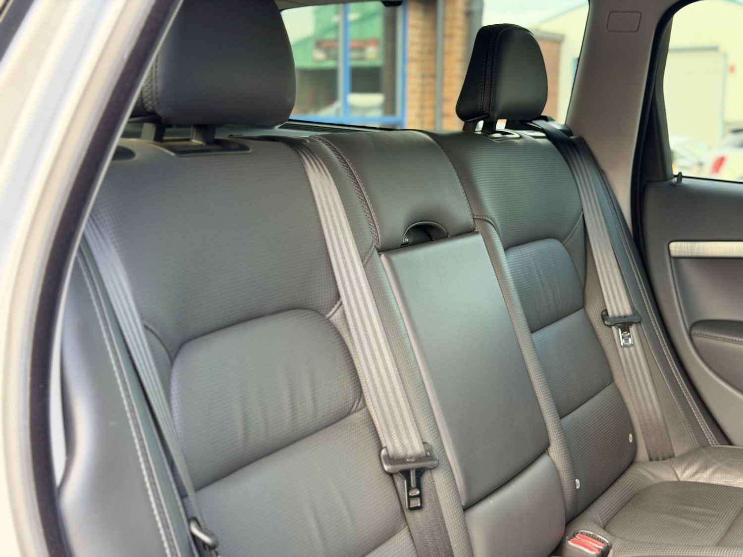 Used Volvo XC70 2014 for sale - 78152963: Photo 35