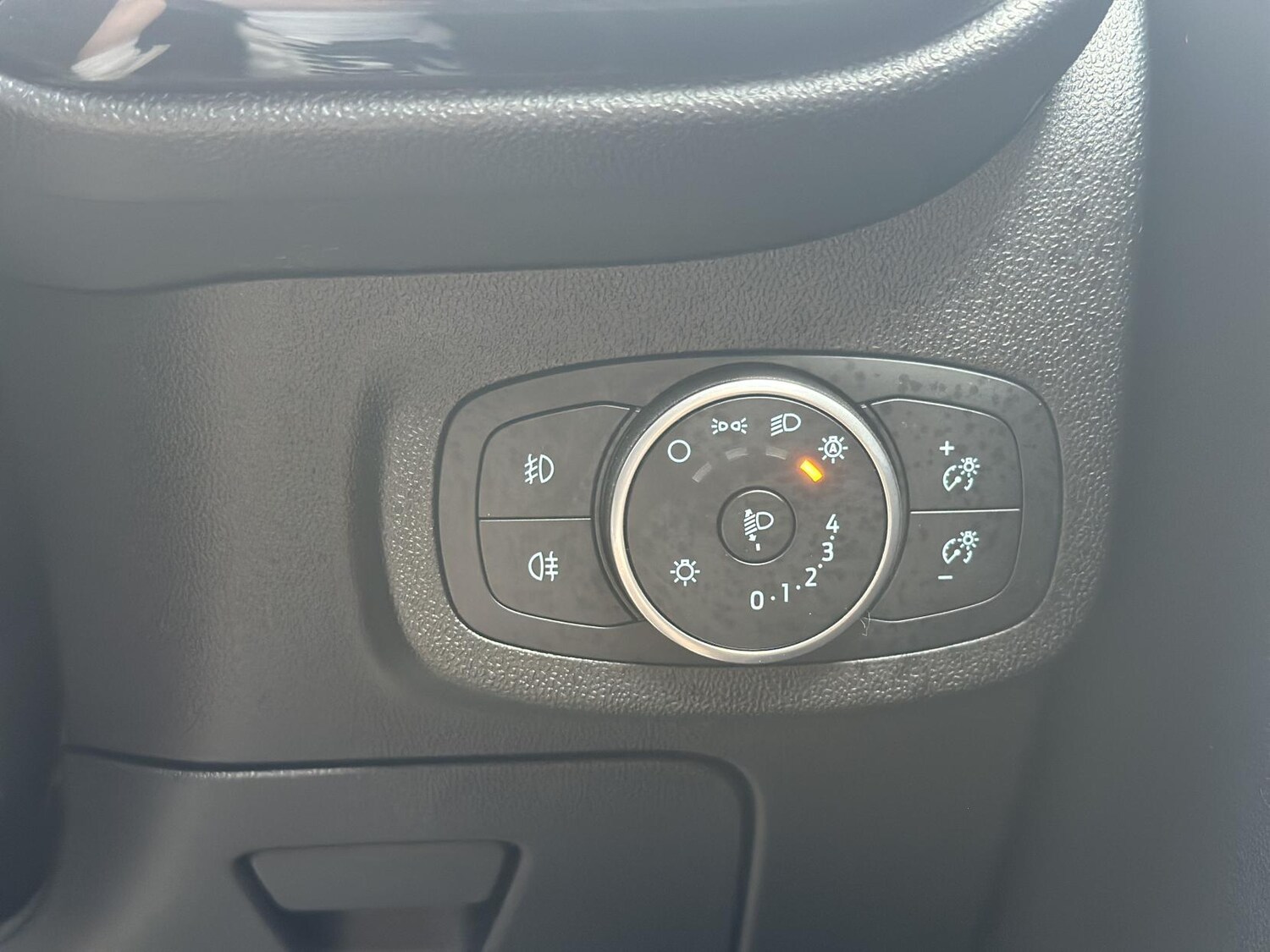 Used Ford Fiesta 2018 for sale - 77525271: Photo 21