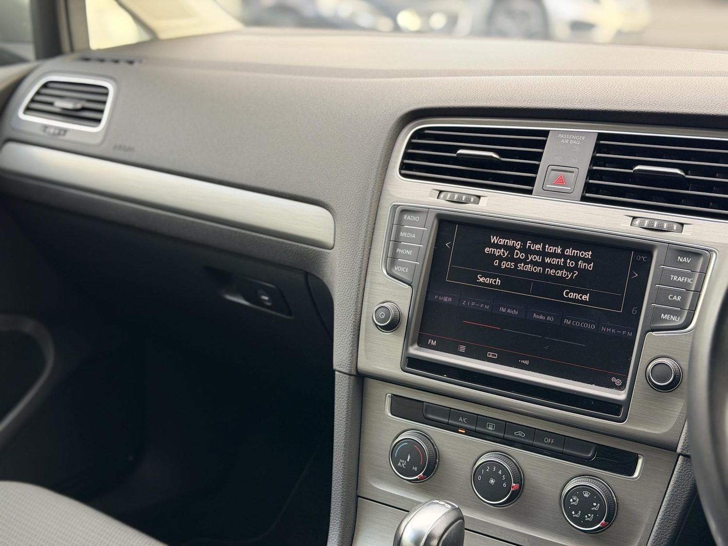 Used Volkswagen Golf 2014 for sale - 76382502: Photo 24