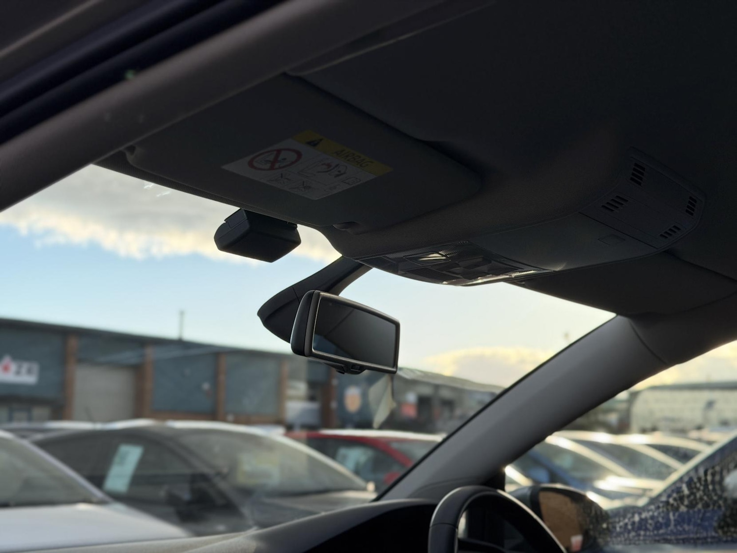 Used Volkswagen Golf 2014 for sale - 76382502: Photo 31