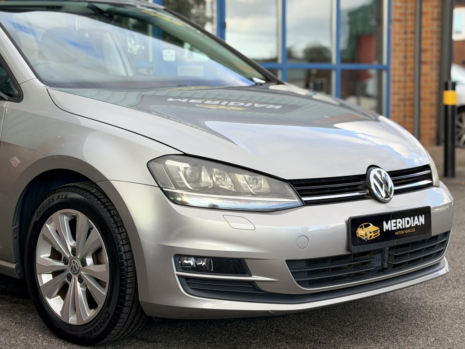 Used Volkswagen Golf 2014 for sale - 76382502: Photo 7