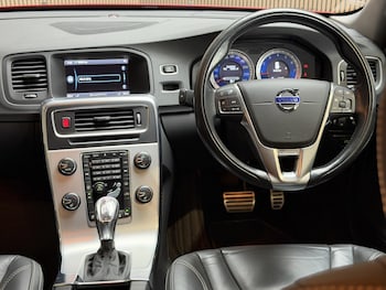 Used Volvo V60 2012 for sale - 78223074: Photo