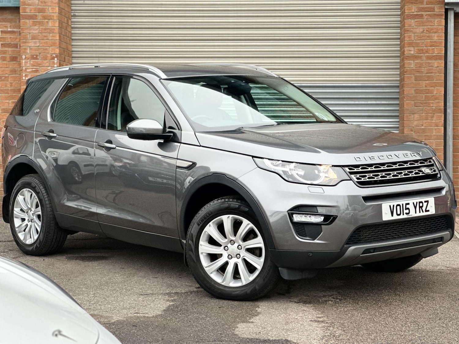 Used Land Rover Discovery Sport 2015 for sale - 76616116: Photo 1