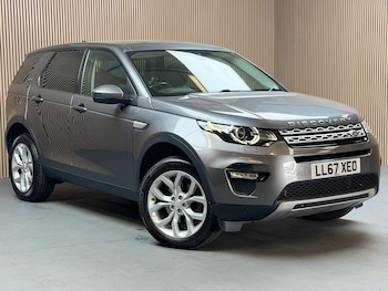 Used Land Rover Discovery Sport 2017 for sale - 79421055: Photo