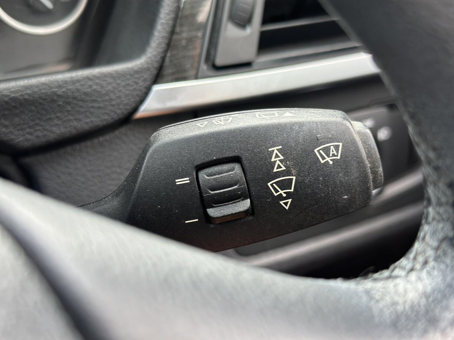 Used BMW 3 Series 2025 for sale - 77525280: Photo 22