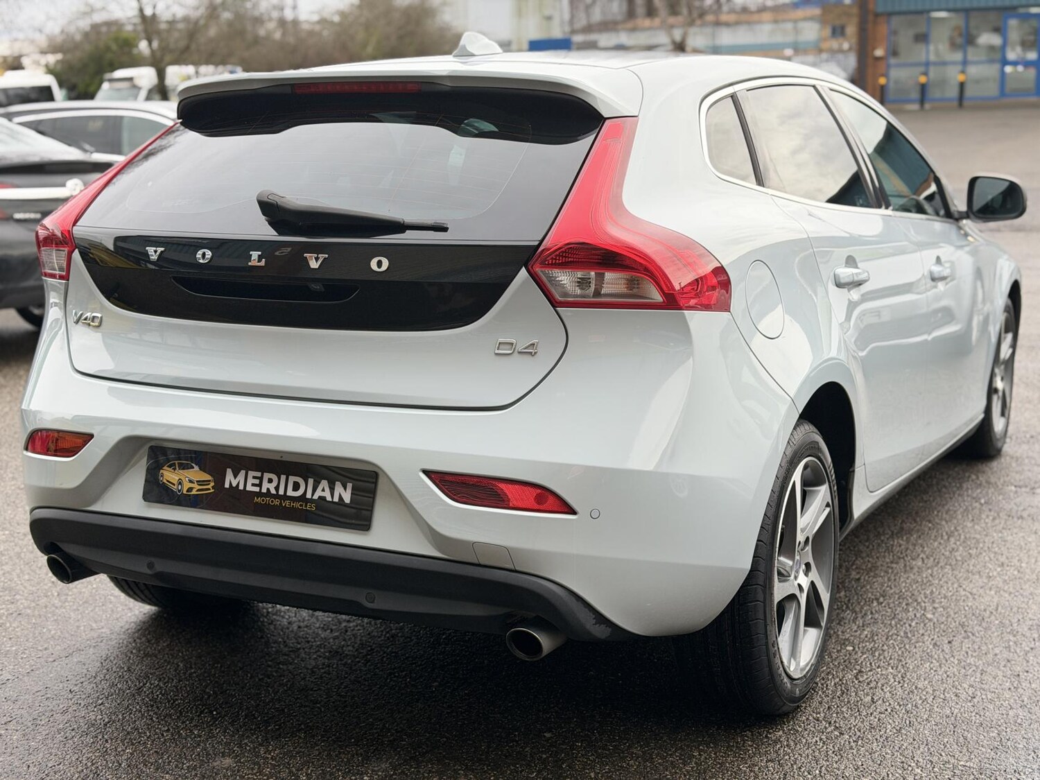 Used Volvo V40 2015 for sale - 77778694: Photo 11