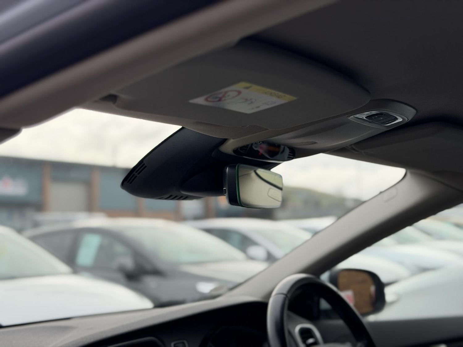 Used Volvo V40 2015 for sale - 77778694: Photo 40