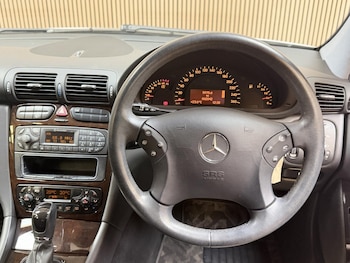 Used Mercedes-Benz C Class 2004 for sale - 79500644: Photo