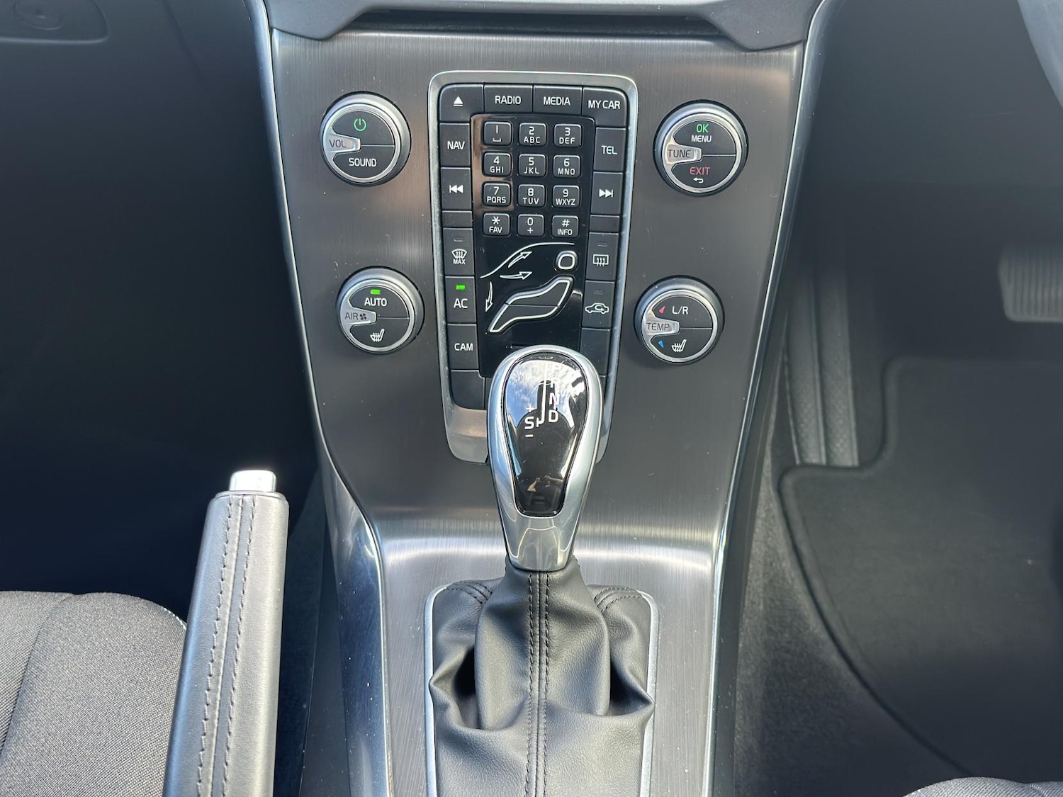 Vehicle 27