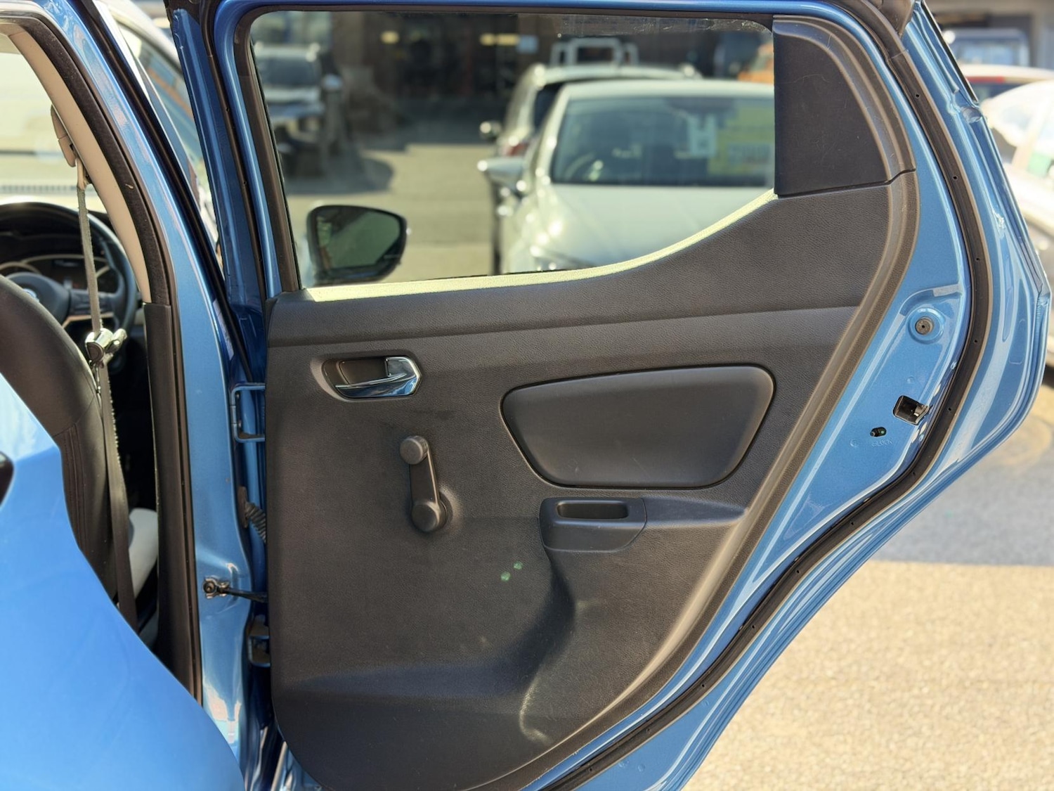 Used Nissan Micra 2017 for sale - 77969059: Photo 32