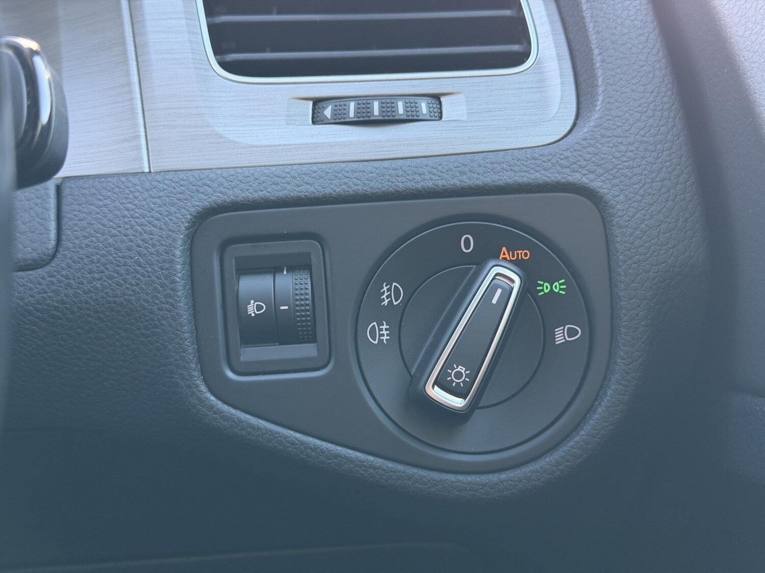 Used Volkswagen Golf 2016 for sale - 77525253: Photo 23