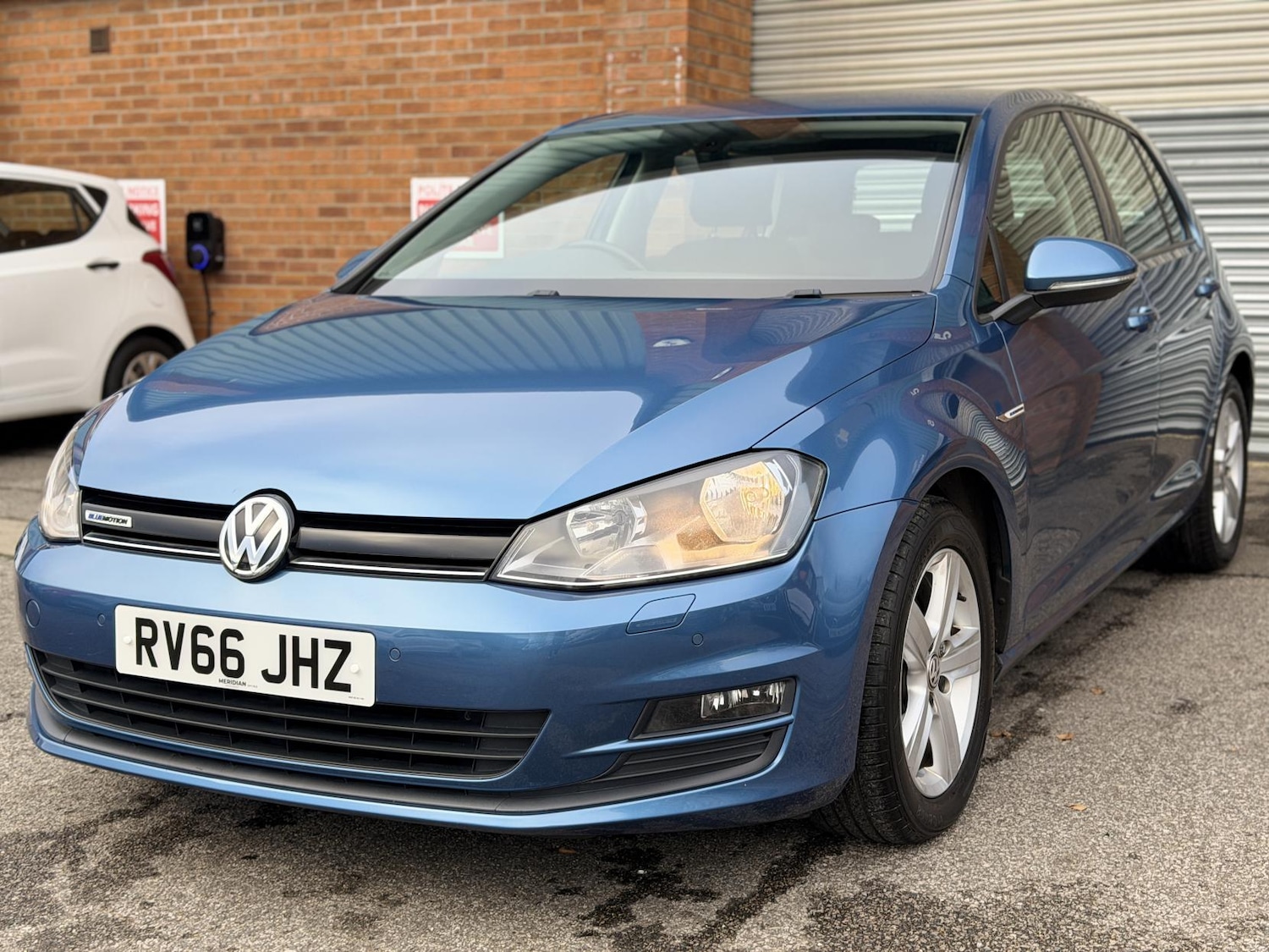 Used Volkswagen Golf 2016 for sale - 77525253: Photo 5