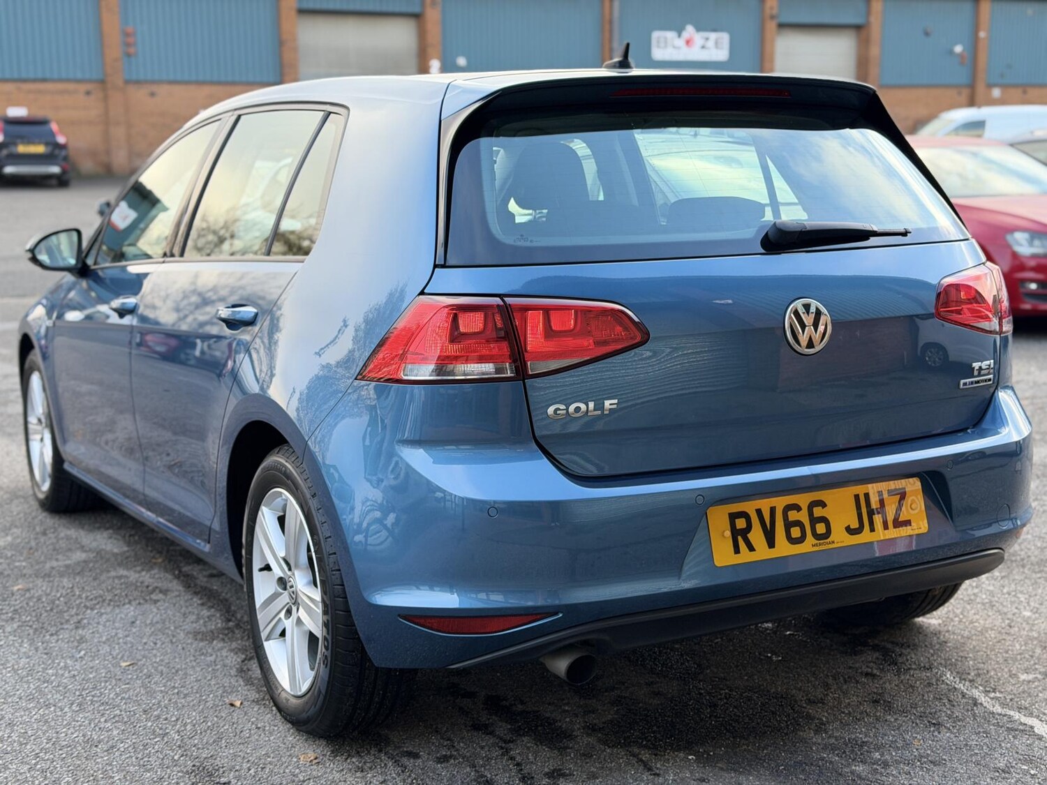 Used Volkswagen Golf 2016 for sale - 77525253: Photo 9