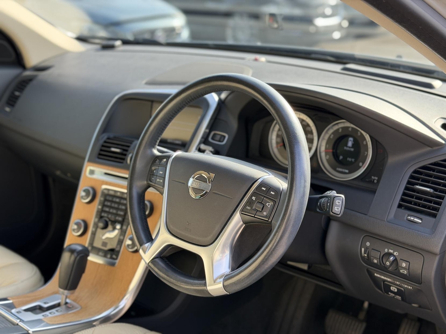 Used Volvo XC60 2012 for sale - 77525274: Photo 19